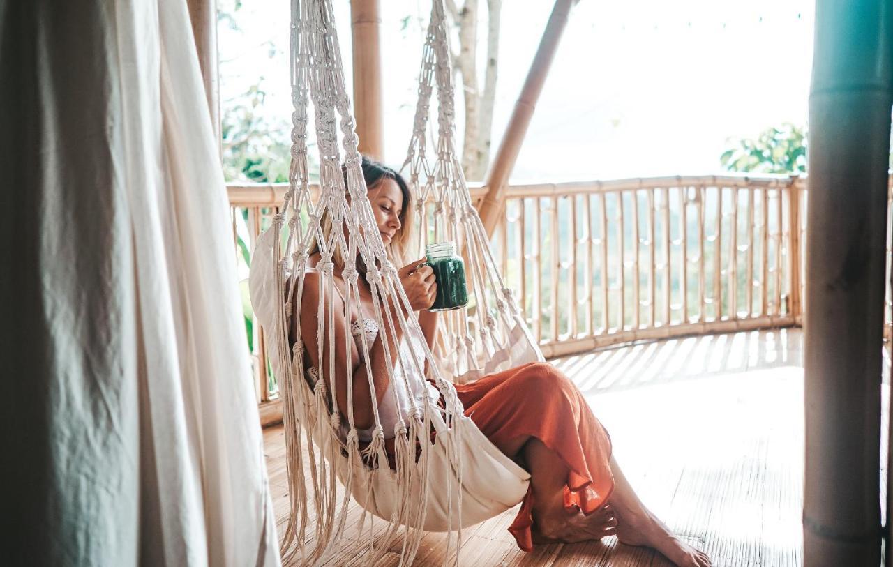 Bird Hills Bamboo House Villa Karangasem Exteriör bild