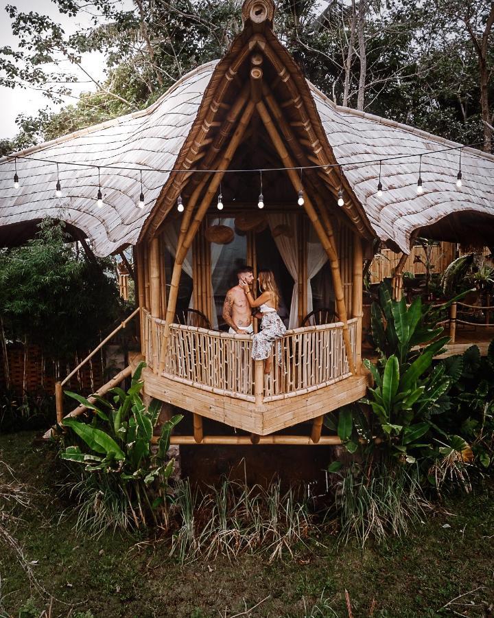 Bird Hills Bamboo House Villa Karangasem Exteriör bild