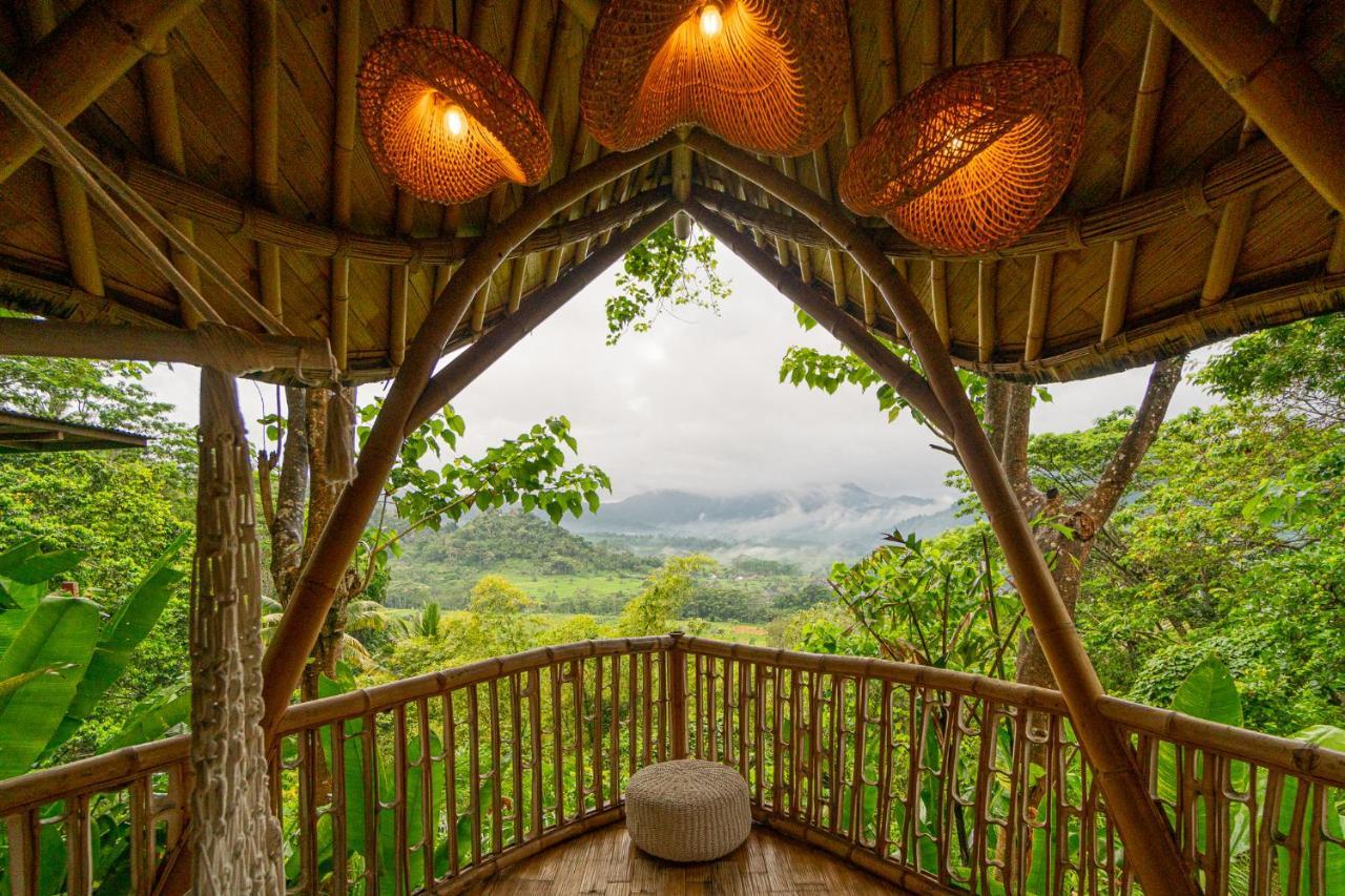 Bird Hills Bamboo House Villa Karangasem Exteriör bild