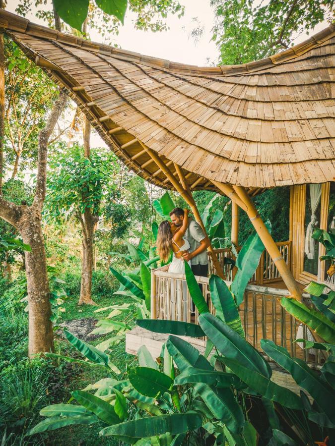 Bird Hills Bamboo House Villa Karangasem Exteriör bild